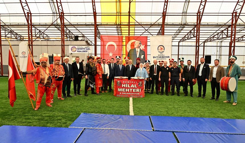 ÇİVRİL’DE ZAFER COŞKUSU