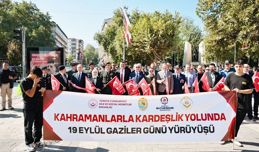 "KAHRAMANLARLA KARDEŞLİK YOLUNDA"