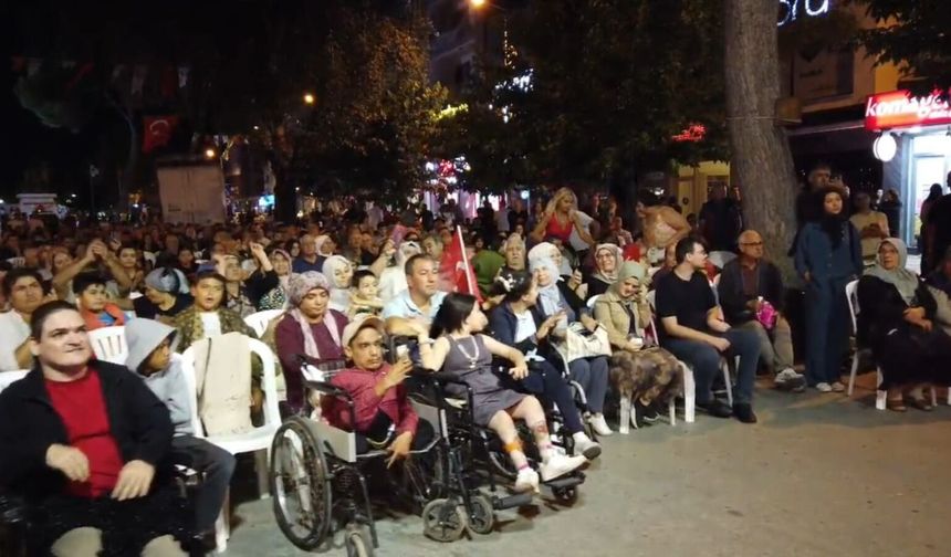 YÜREK ISITAN JEST