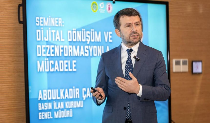 İSTANBUL ÜNİVERSİTESİ ÖĞRENCİLERİYLE BULUŞTU