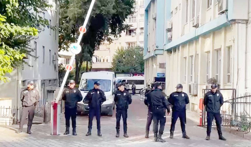 DENİZLİ BAROSU’NDAN DİKKAT ÇEKEN AÇIKLAMA: 3 AVUKAT SINIRLAMASI GETİRİLDİ