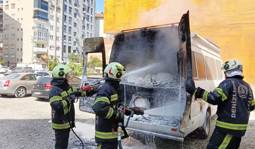 ATALAR’DA ARAÇ YANGINI