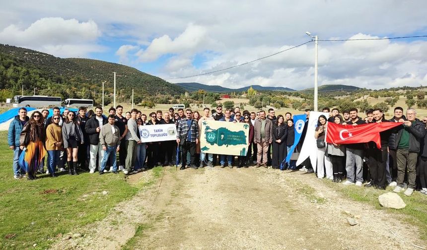 SAVAŞIN İZİNİ SÜRDÜLER