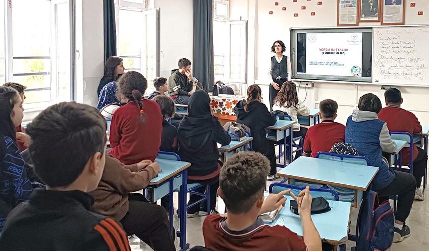 BEYAĞAÇ’TA ÖĞRENCİ VE ÖĞRETMENLERE TÜBERKÜLOZ EĞİTİMİ