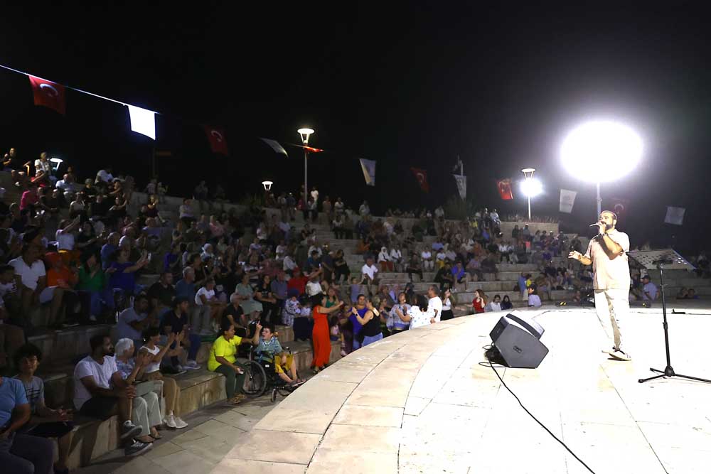 Büyükşehir’in Yaz Konserleri Binlerce Sanatseveri Buluşturdu (4)
