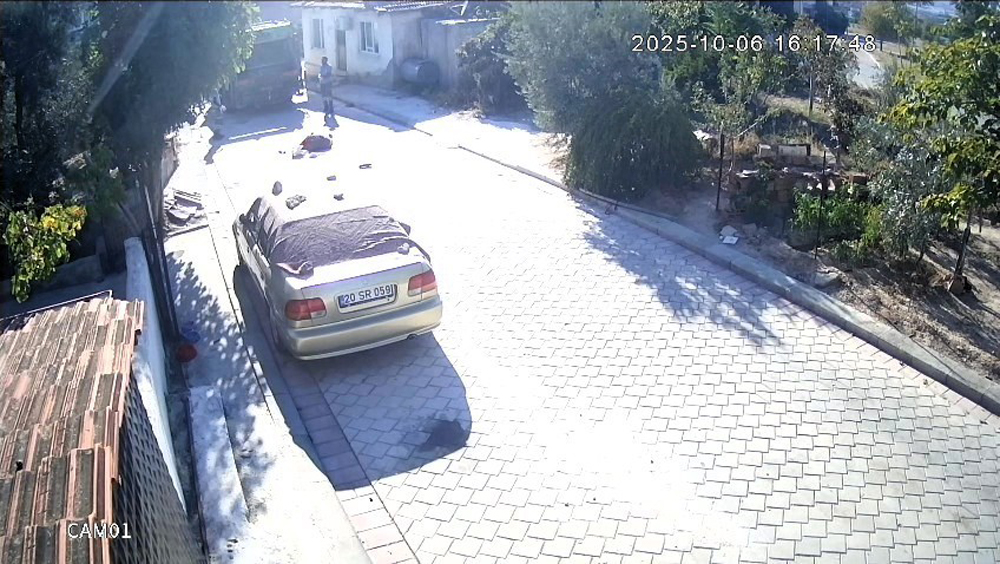 A W553577 03