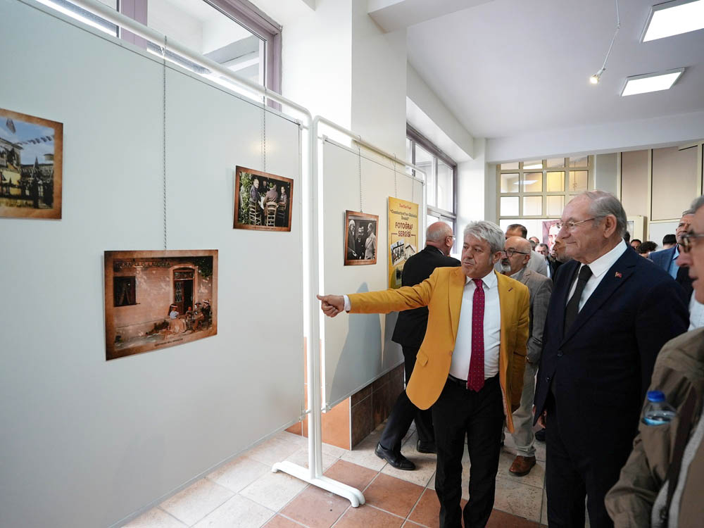 “Cumhuriyet’ten Günümüze Denizli” Fotoğraf Sergisi Açıldı (3)