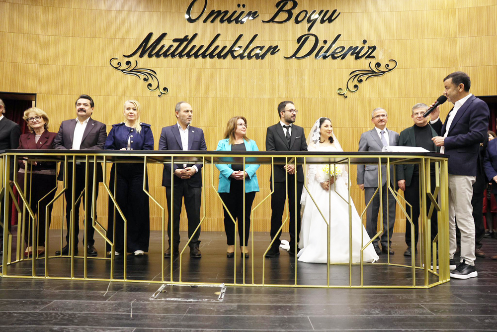 582892690 24996751119984567 7291447394601538749 N