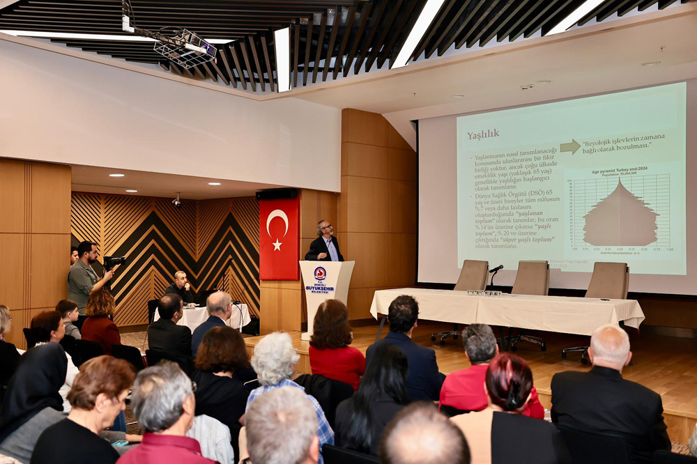 Denizli Büyükşehir’den Türkiye’ye Öncü Model Yaşlı Meclisi Kuruldu (8)