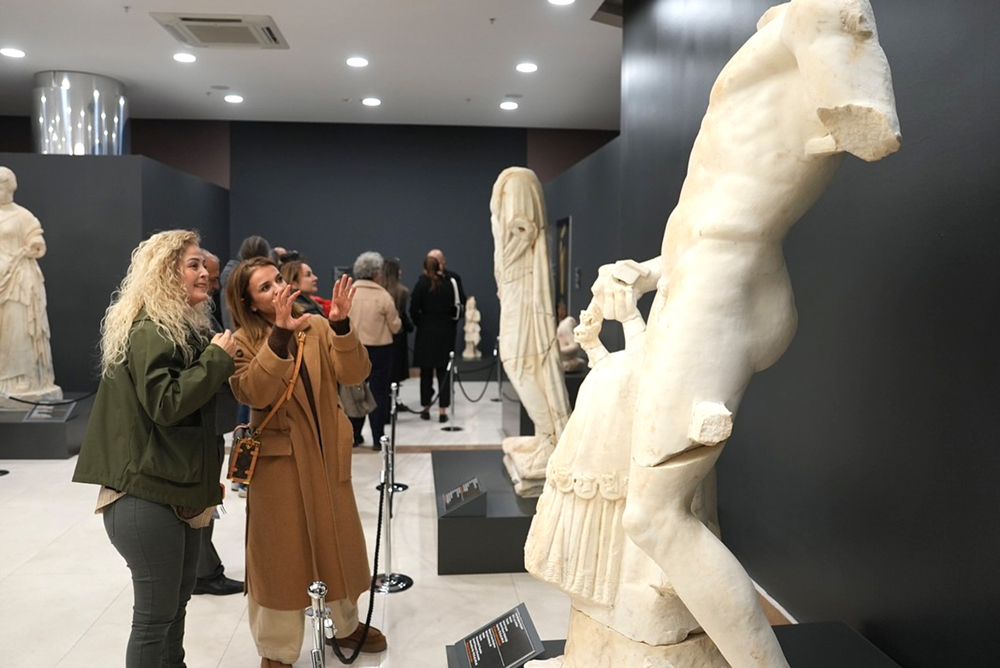 590535515 18399399688133079 5601064237293541725 N