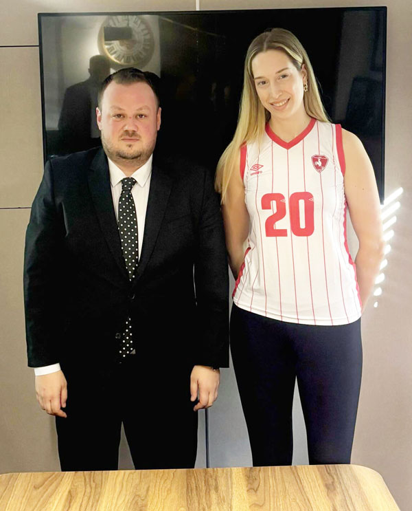 598122612 18542270266041803 2629004902636731627 N