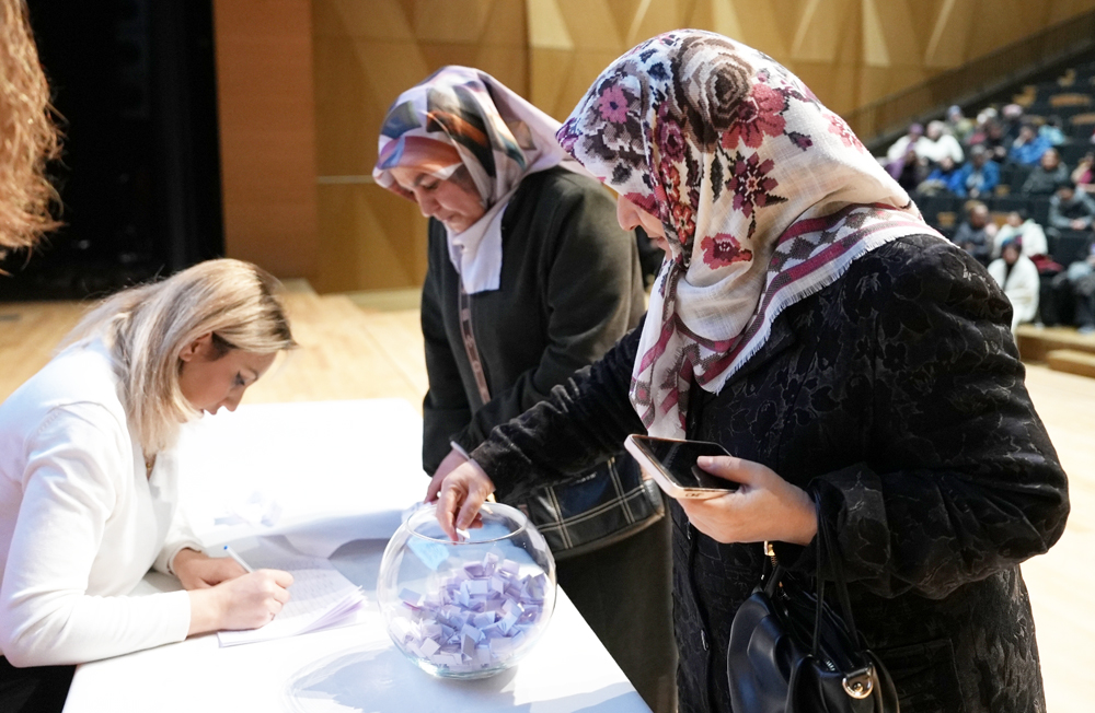 Büyükşehir Üreten Kadınlar Kura Töreni (6)