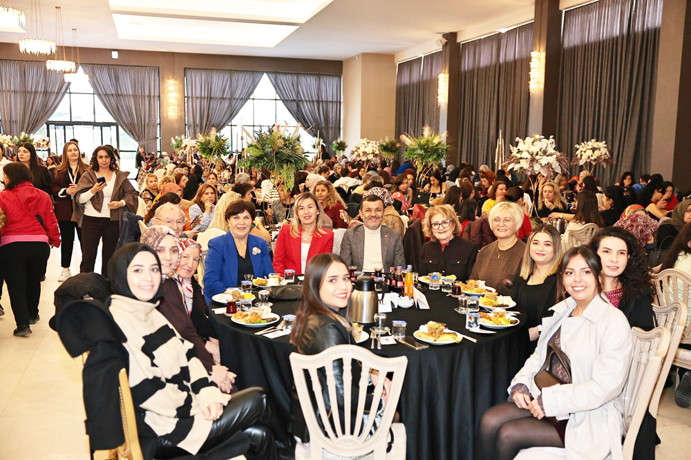 Büyükşehir’den Kadınlara “Yeni Yıla Merhaba” Etkinliği (7)