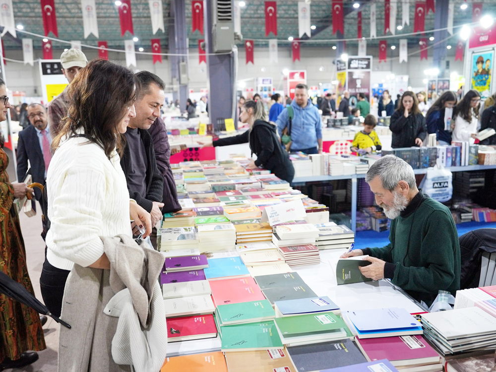 Kitap Fuarı İmza Günleri (6)
