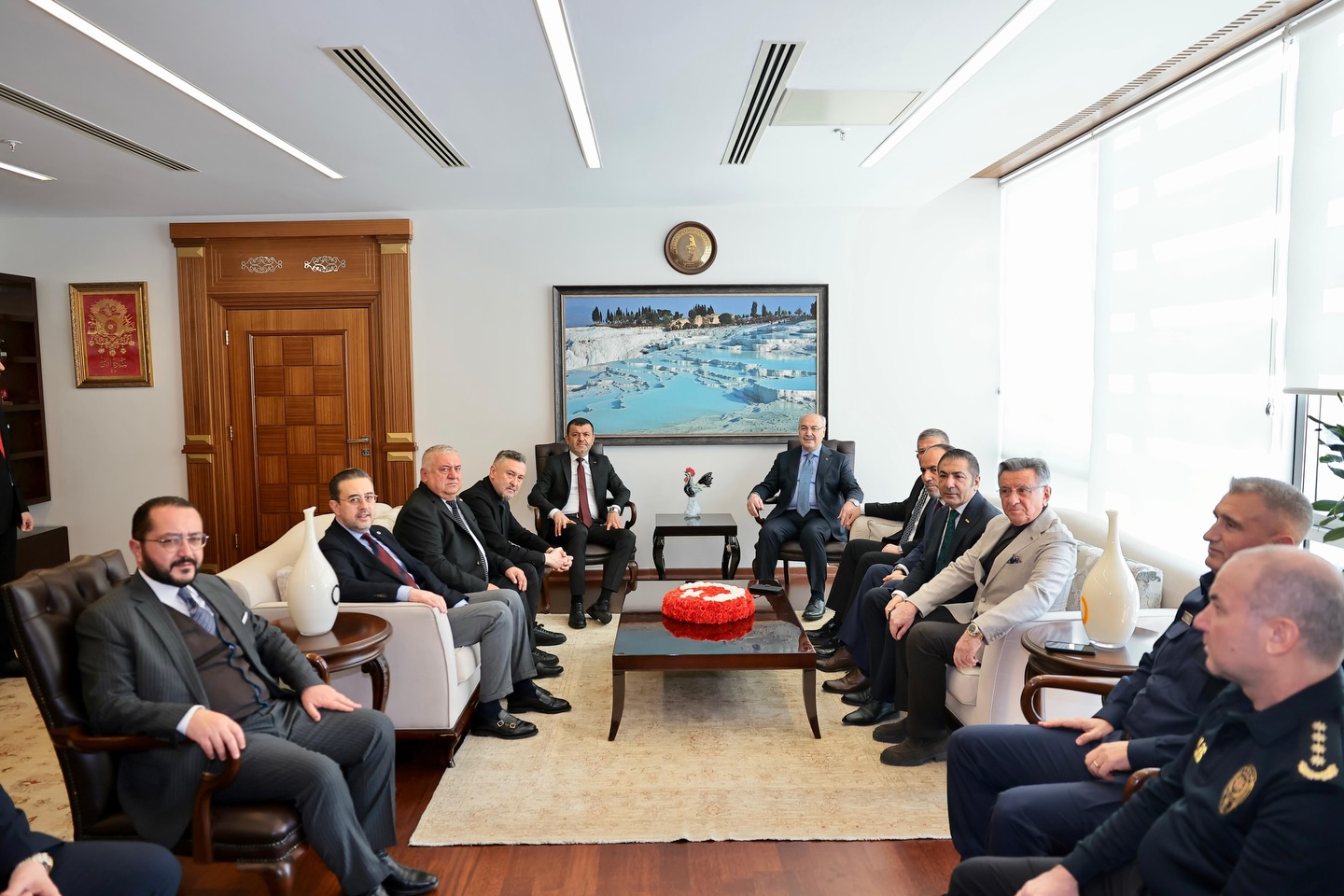 619301222 18403052452133079 1631619448098982328 N