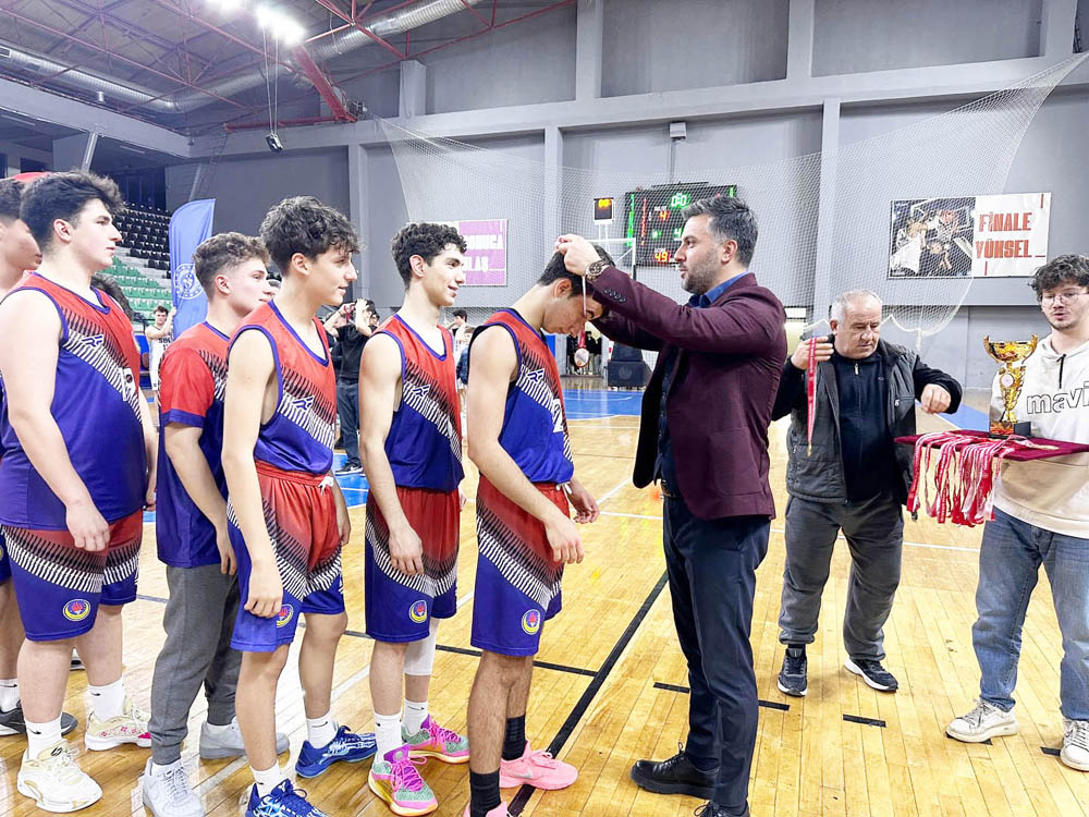 631989246 18360665269206729 2754755819651457682 N