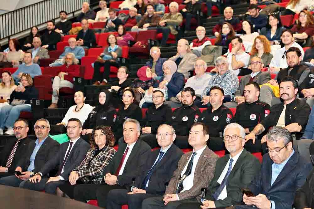 641871162 17929711344214555 985601704968655924 N