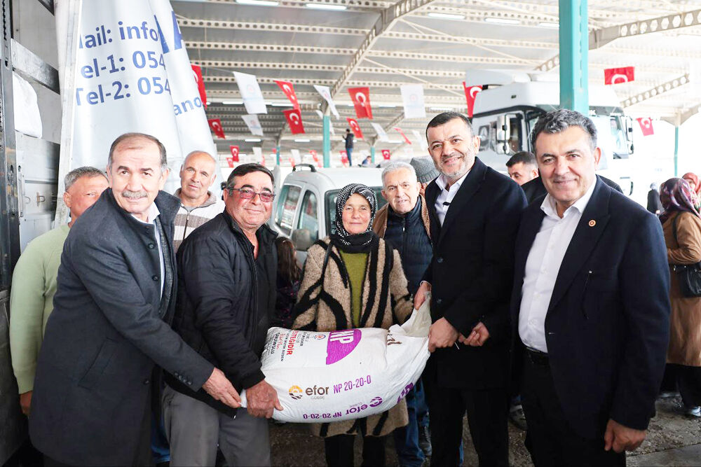 Denizli Büyükşehir’den Üreticiye 2 Milyon Kiloluk Gübre Desteği (3)