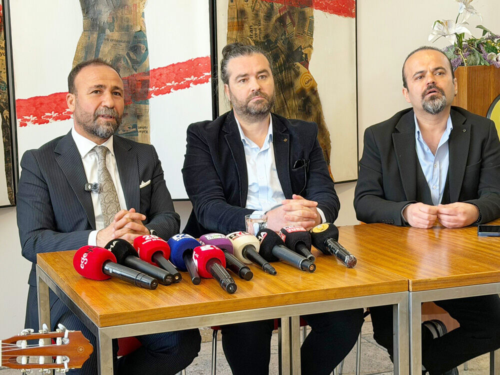 31B486De C147 4E2B B8B8 B0E7Efb68Bc6