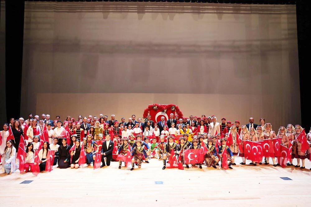 671161936 18418772944133079 4639227611990133995 N