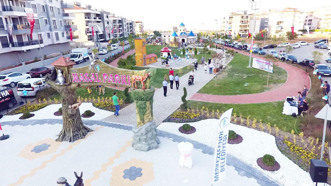 Merkezefendi̇ Beledi̇yesi̇ Parklari Yaza Hazir (1)-1