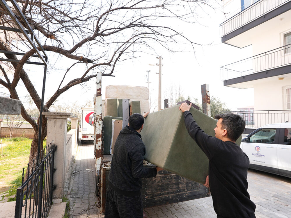 Büyükşehir Taşınma Desteği 1 Yaşında (2)