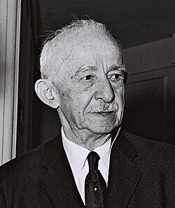 İsmet İnönü 1964 (Cropped)