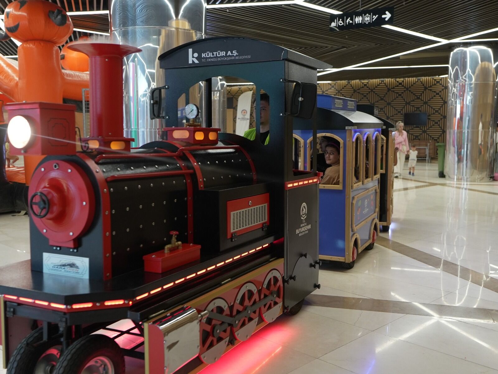 Denizli Büyükşehir’den Çocuklara Özel Yaz Şenliği (5)