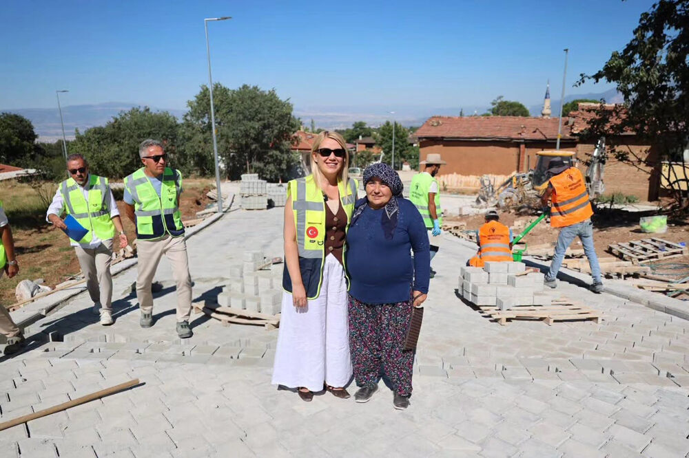 Merkezefendi̇'de Akilli Kavşak Ve Üst Yapi Çalişmalari Devam Edi̇yor (9)