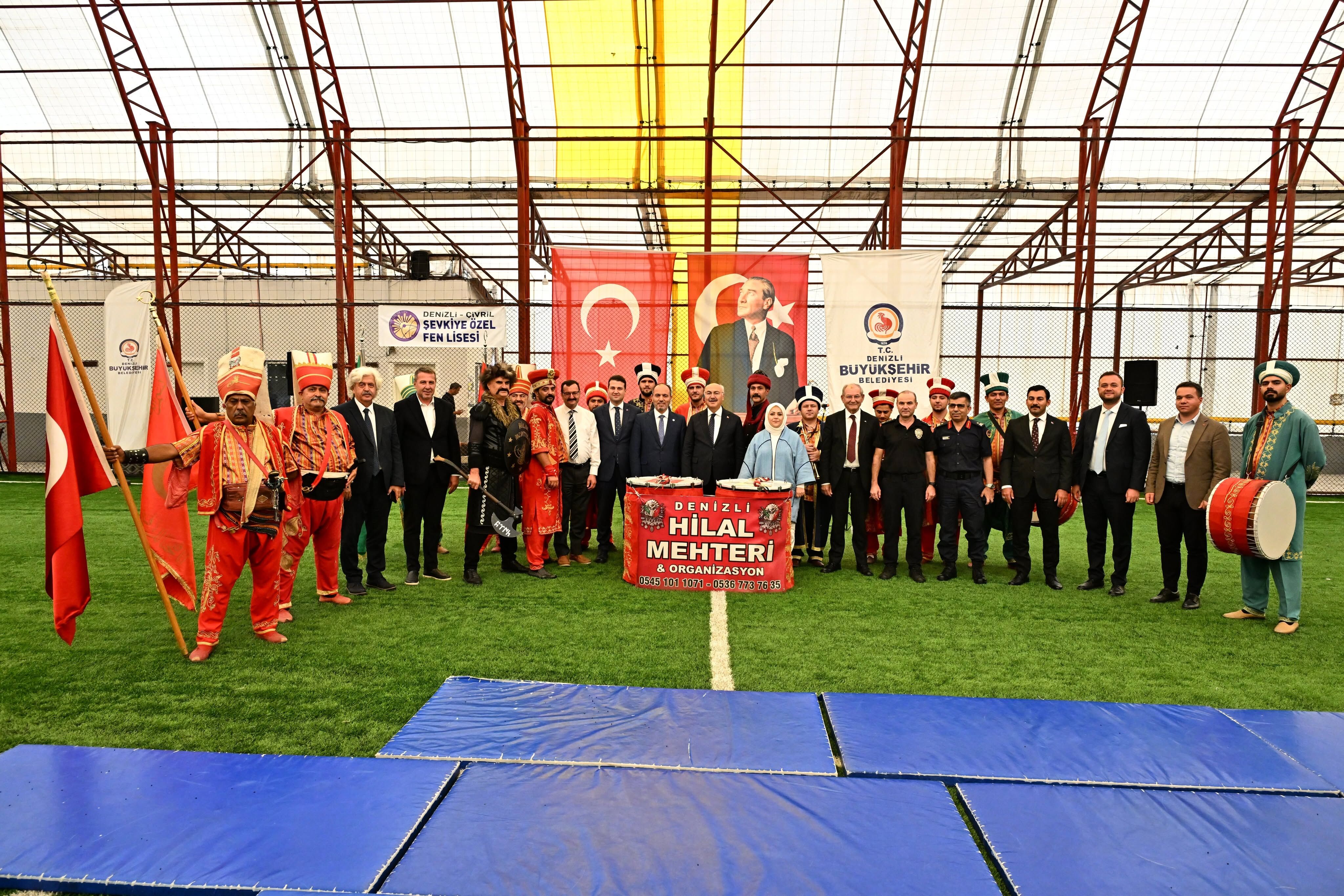 ÇİVRİL’DE ZAFER COŞKUSU