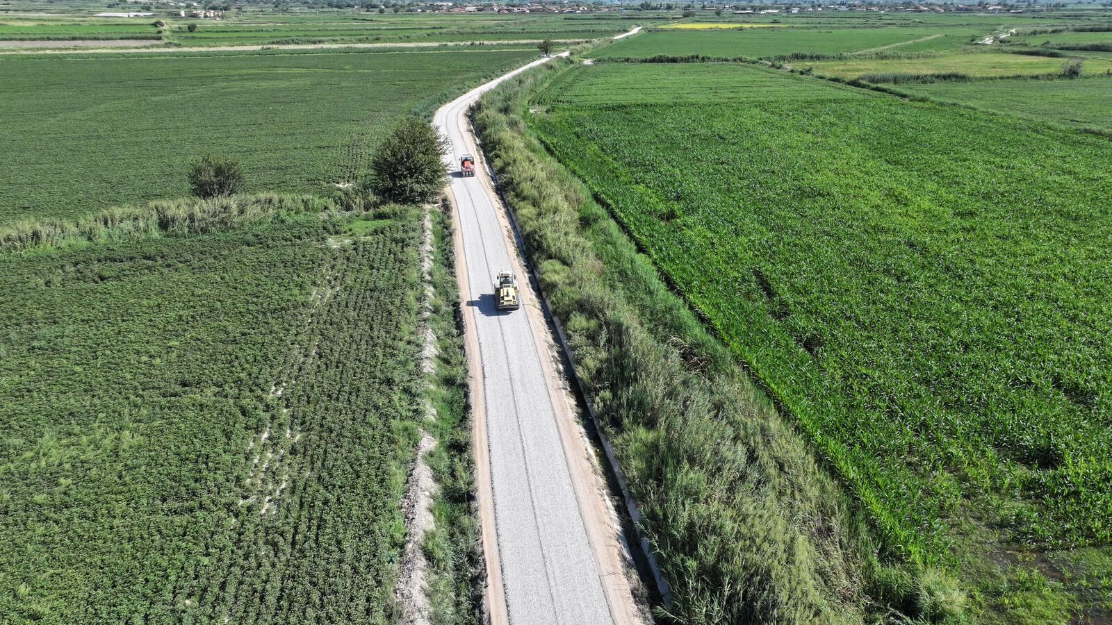Başkan Ertemur, Yeni̇ Araç Fi̇losuyla Pamukkale’de Asfalt Devri̇mi̇ne Başladi (7)