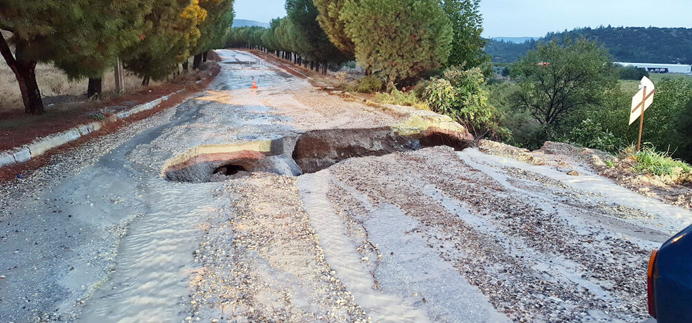 SAĞANAK BULDAN’I VURDU