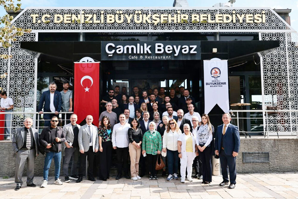 Başkan Çavuşoğlu Basın Mensuplarıyla Bir Araya Geldi (1)