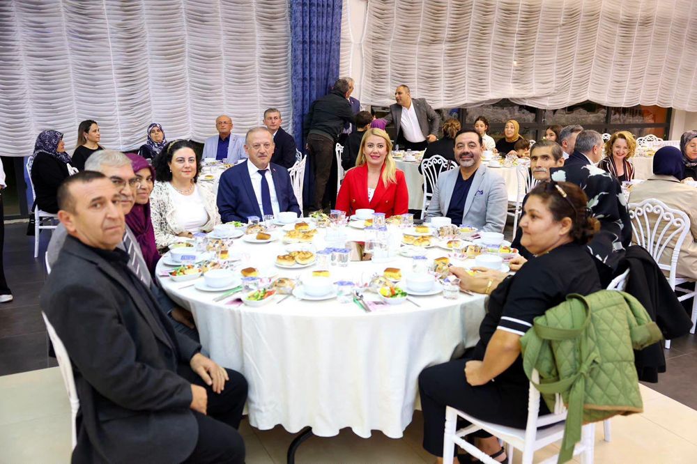 Başkan Doğan Muhtarlar İle Bi̇r Araya Geldi̇ (5)