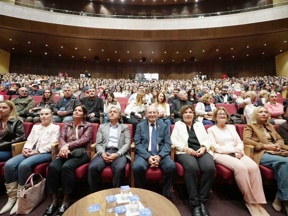 Denizli Büyükşehir’den Cumhuriyet’e Özel Bülent Ortaçgil Konseri (5)