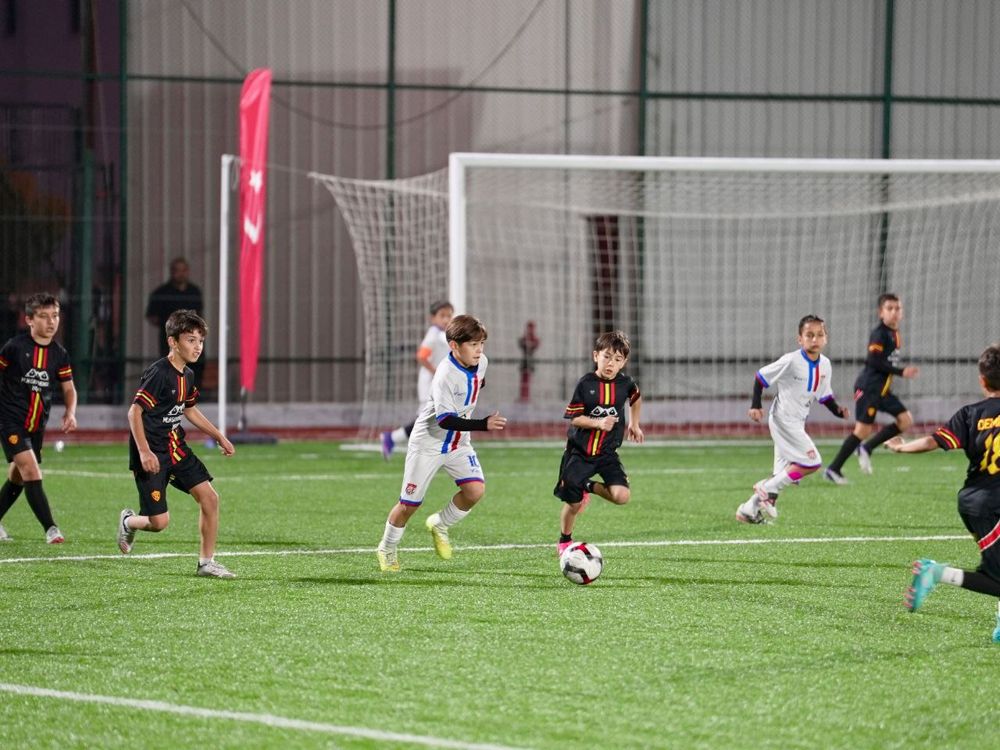 Denizli Büyükşehir’in Cumhuriyet Turnuvasında Kupalar Sahiplerini Buldu (4)