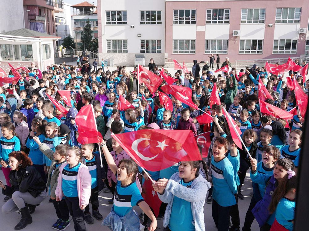 Denizli Büyükşehir’le Cumhuriyet Coşkusu Okullara Taştı (8)