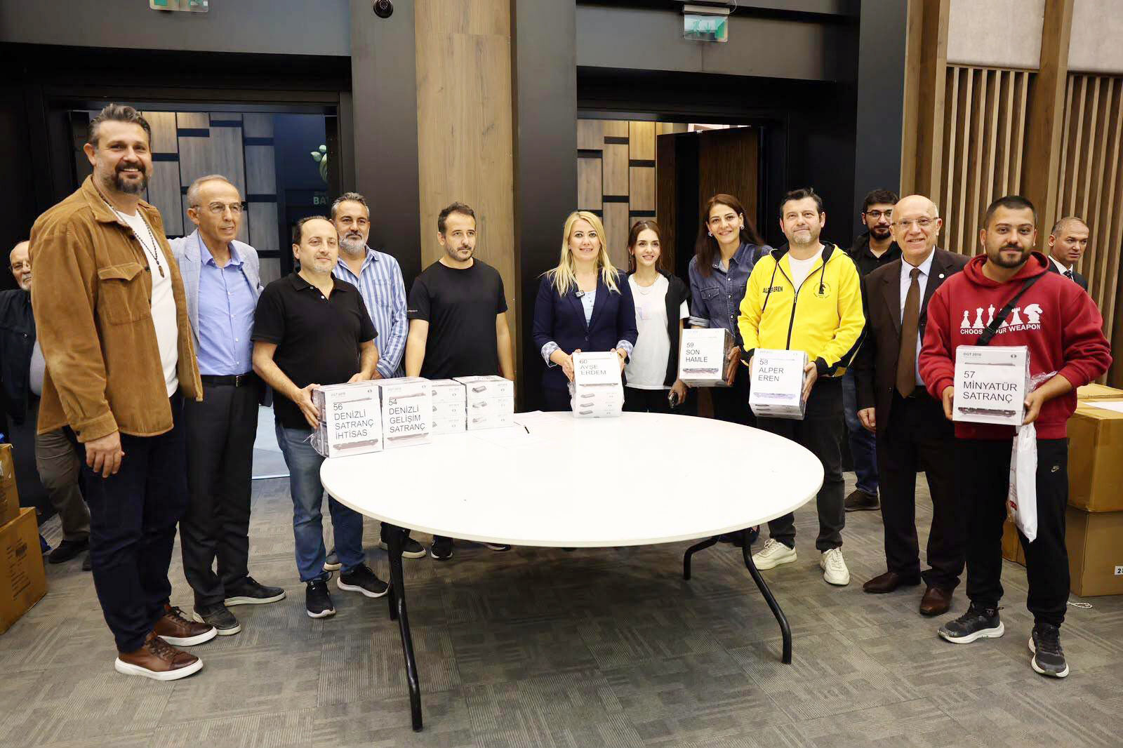 Merkezefendi̇ Beledi̇yesi̇’nden 127 Amatör Spor Kulübüne Malzeme Desteği̇ (10)